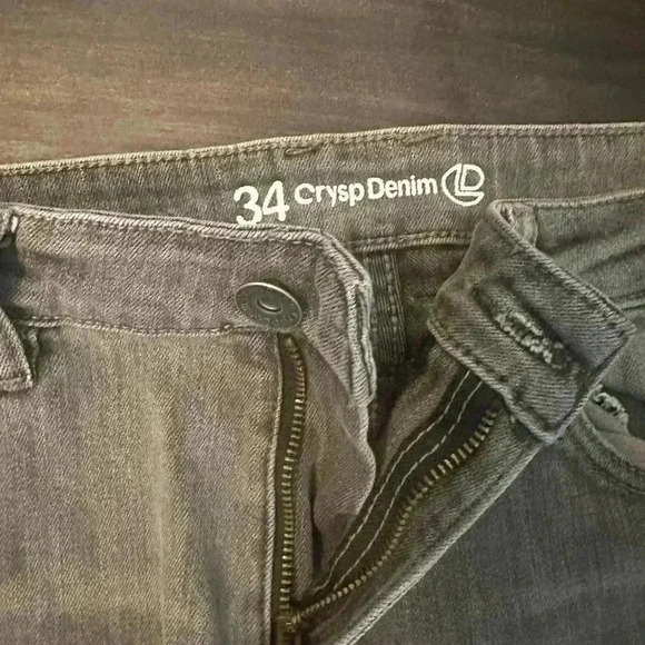 Crysp Denim Distressed Paint-Splatter Jeans - Size 34 - Picture 4 of 6